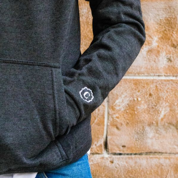 Hoodie with embroidered 