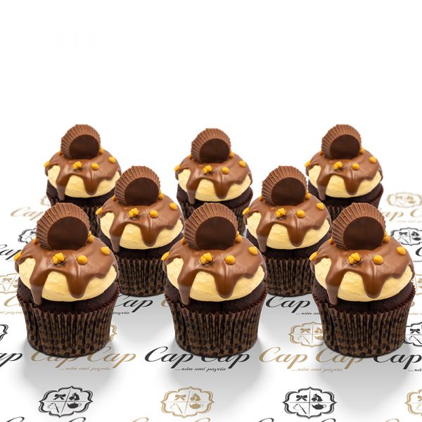 Peanutbutter Choco cupcakes (8 pc)