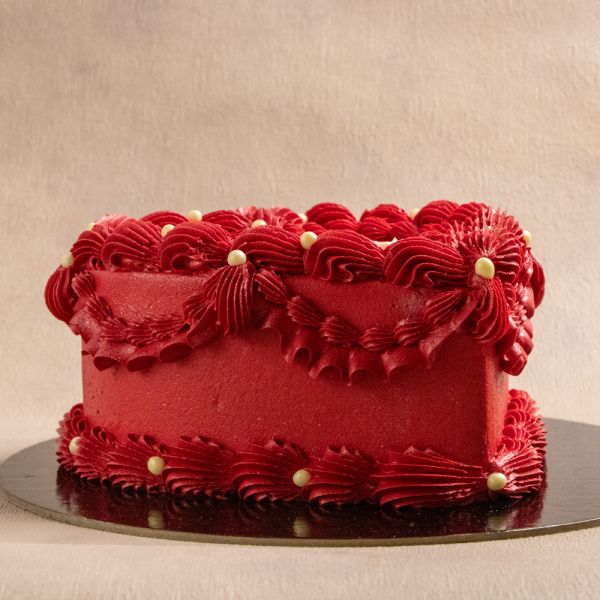 Rouge Érotique Cake