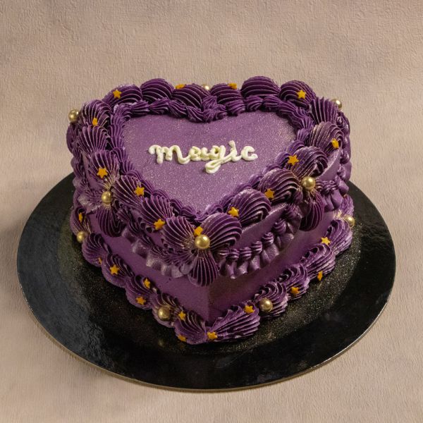  Chérie Violette Cake